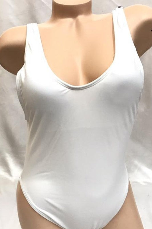 Essential Scoop Back One Piece Swimsuit S1-M1-L1 3pcs 1 Pack