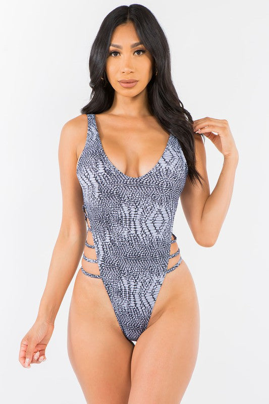 Wild & Sexy Snake Print One-Piece Swimsuit S2-M2-L2 6 pcs 1 pack