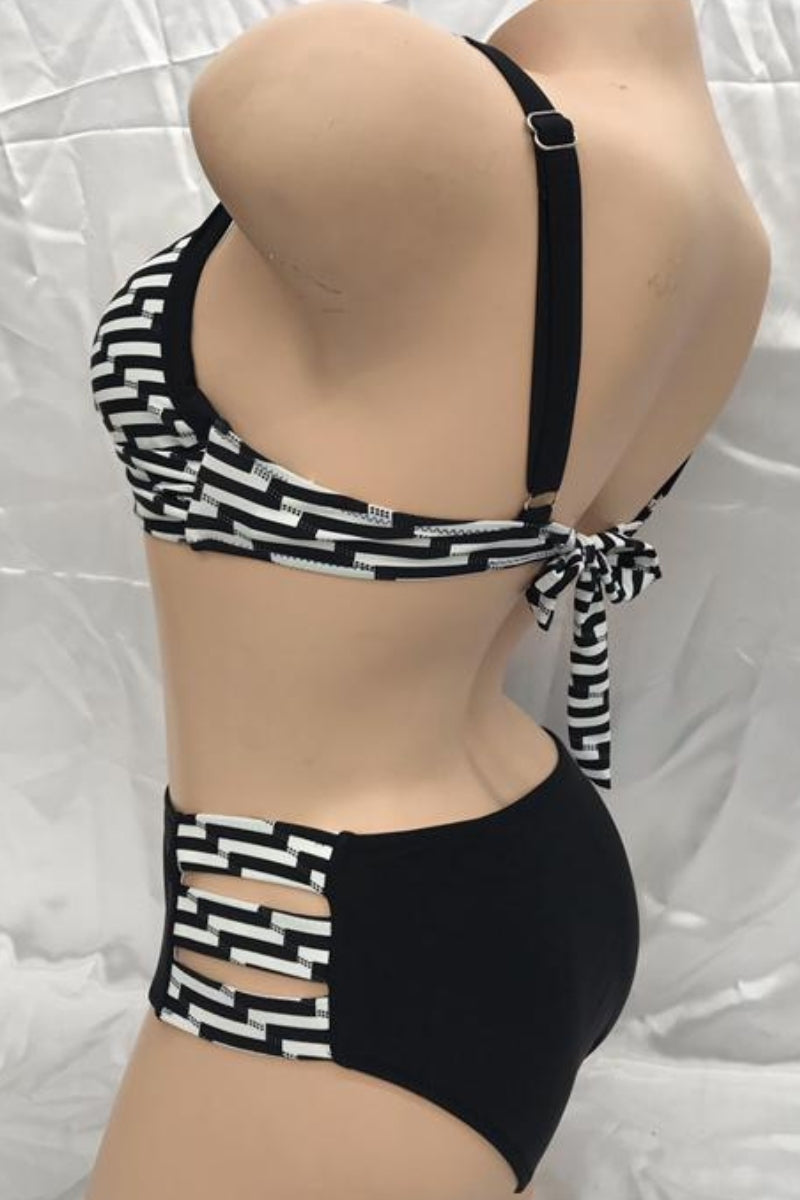 Twisted Stripe Bandeau Top and Strap Side Bottom S1-M1-L1 3 pcs 1 pack